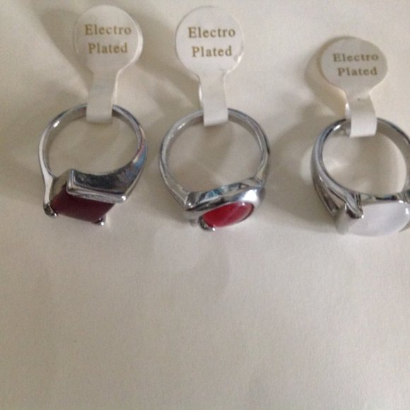Lot of 3 Silver Tone Electroplated Gemstone Rings Size 8 - Picture 2 of 5